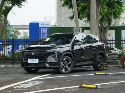 Geely Galaxy L7